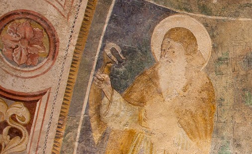 Nell’affresco, restaurato ma già non più perfettamente visibile, sulla sinistra si vede Adamo con in mano lo zoccolo dell’animale. La popolarità del beato crebbe immediatamente, così come la devozione nei suoi confronti.